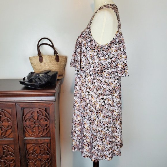 a.n.a. Soft Floral Comfortable Pullover Sleeveless Shift Dress Size S - Picture 3 of 8